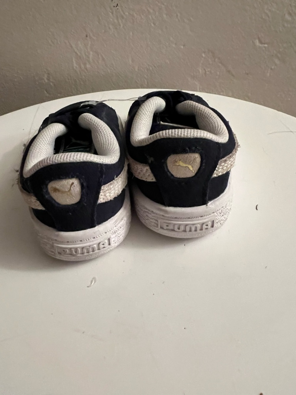 Toddler Puma Suede classic sneaker. Size 4C. BRAND NEW!!!! - Picture 2 of 3